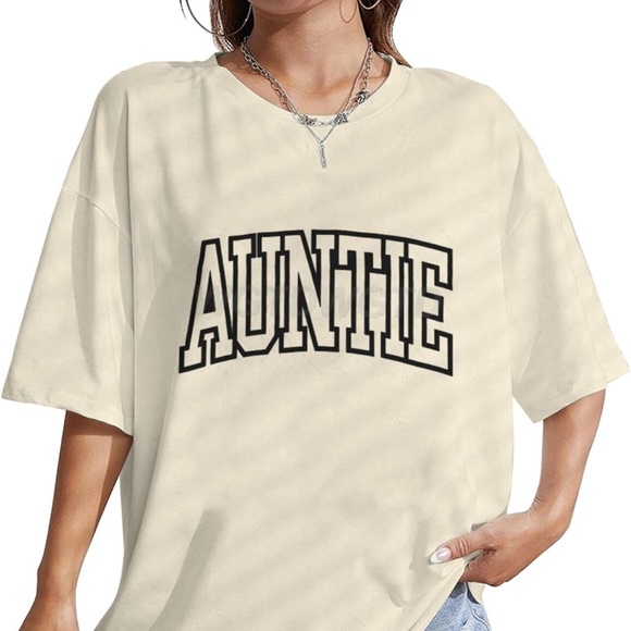 'AUNTIE' Graphic T-Shirt - Picture 2 of 3